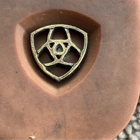 Ariat Brown Leather Thong Sandals Sz 6 Adjustable Studded Boho Festival Western - Picture 12 of 12